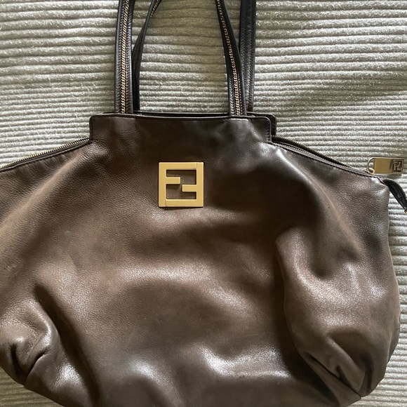 Fendi Handbags - Fendi Authentic Vintage leather Fendi shoulder bag